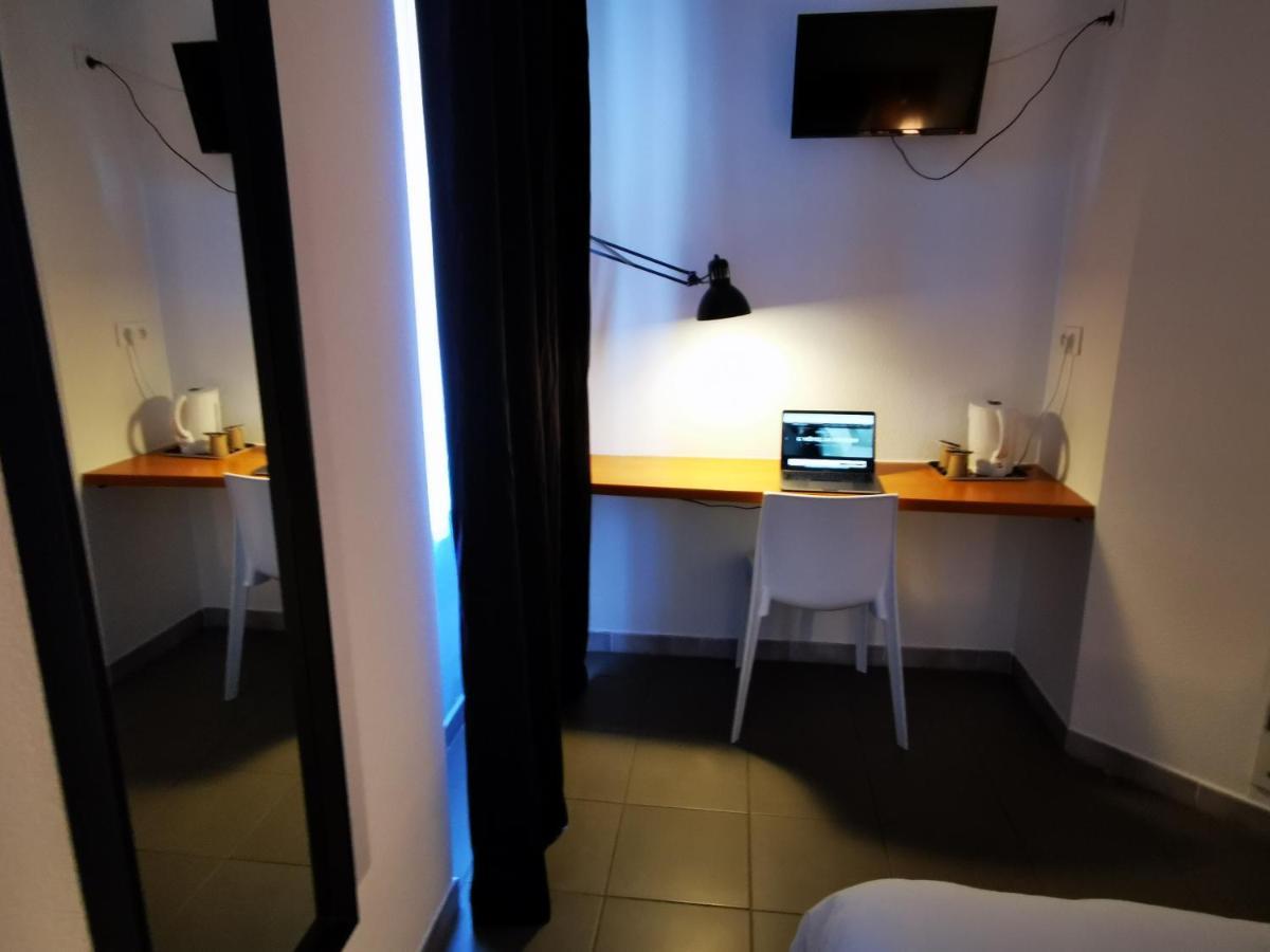 Hotel Le Ponson 오브나 외부 사진