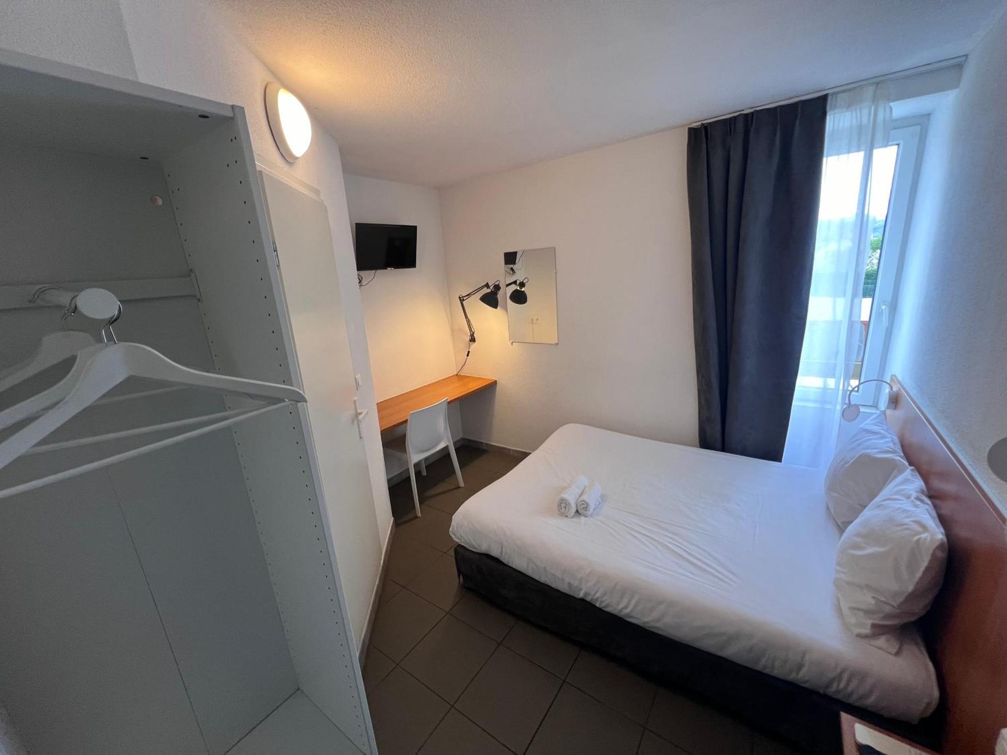Hotel Le Ponson 오브나 외부 사진