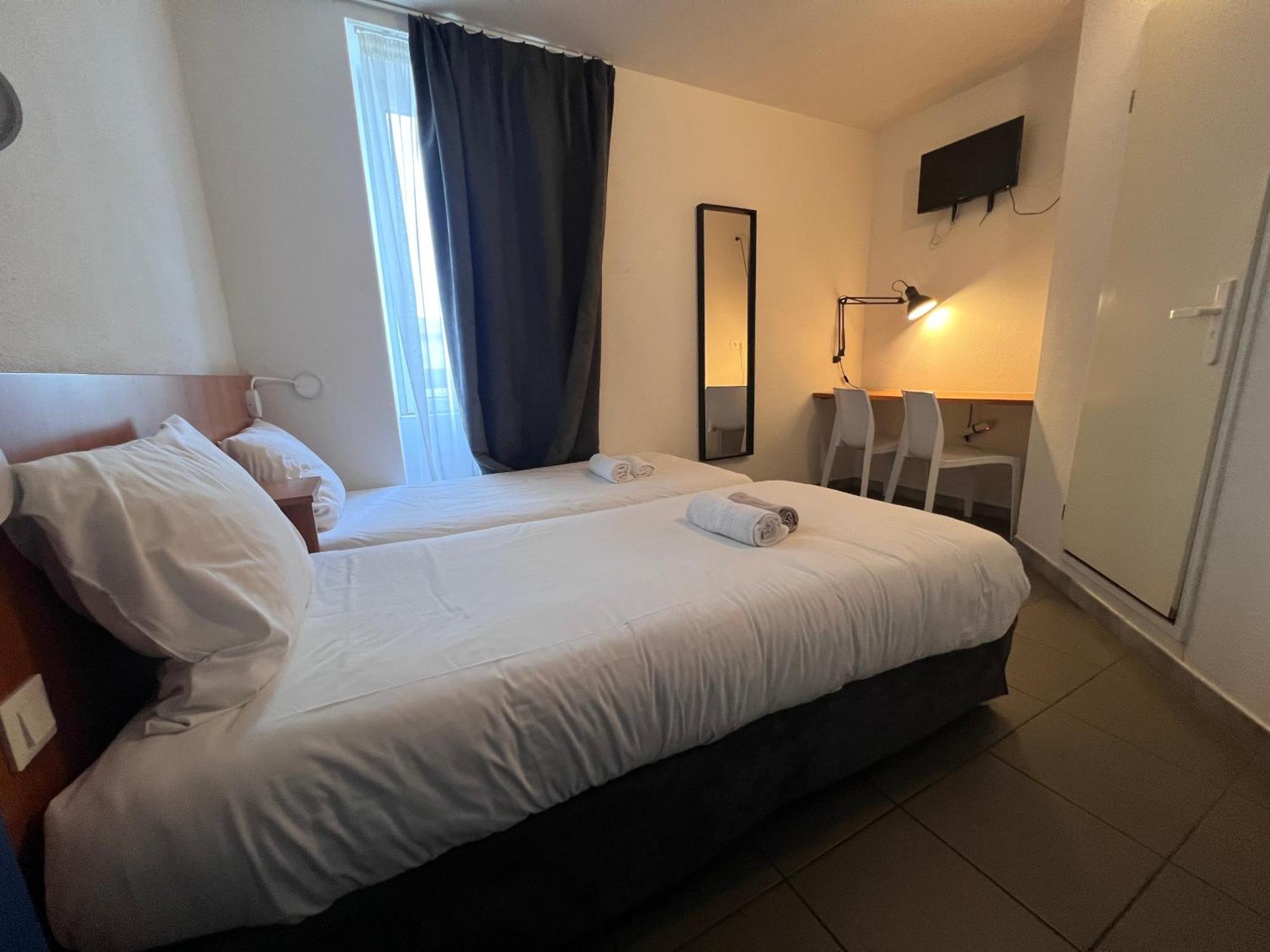 Hotel Le Ponson 오브나 외부 사진